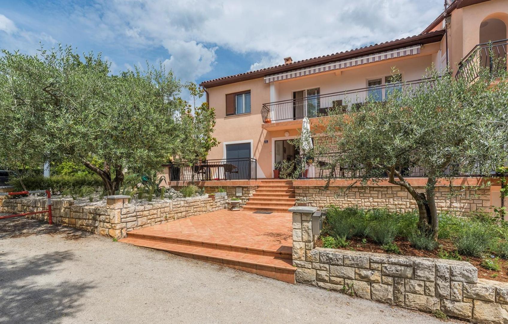 Apartments Zrnic Porec Exterior photo